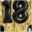 zestaw dekoracji urodziny 18 balony baner i kurtyna czarno zloty 16 elementow